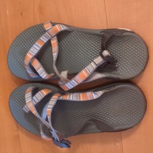 Chacos sandals size 5